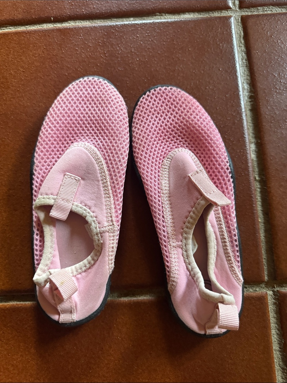 Kids Pink Mesh Water Shoes
